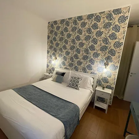 Canonica Charming Apartment *